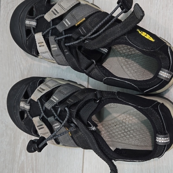 Keen Mens Outdoor Hiking Fisherman Whisper Sandals shoes sz 6 - Picture 12 of 12